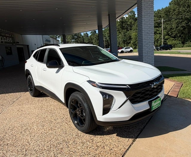 2026 Chevrolet Trax LT in Summit White — front three-quarter view